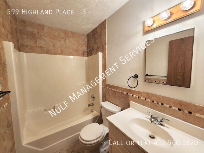 Foto del edificio - 599 Highland Pl