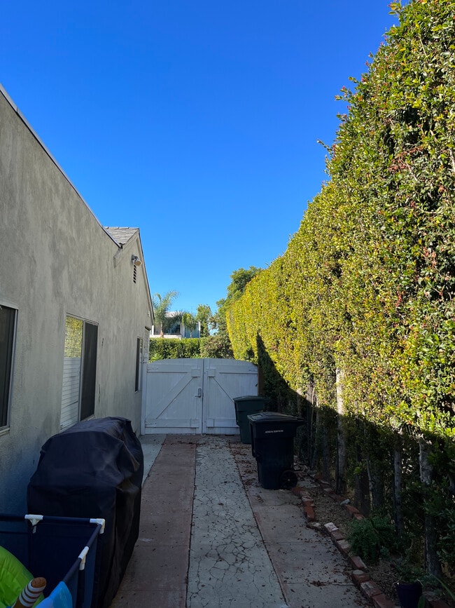 936 N La Jolla Ave Unit 936, West Hollywood, CA 90046 Apartments in