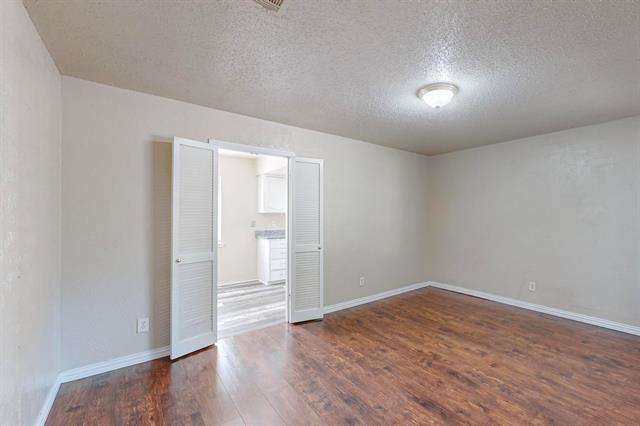 Building Photo - 619 Cove Hollow Dr