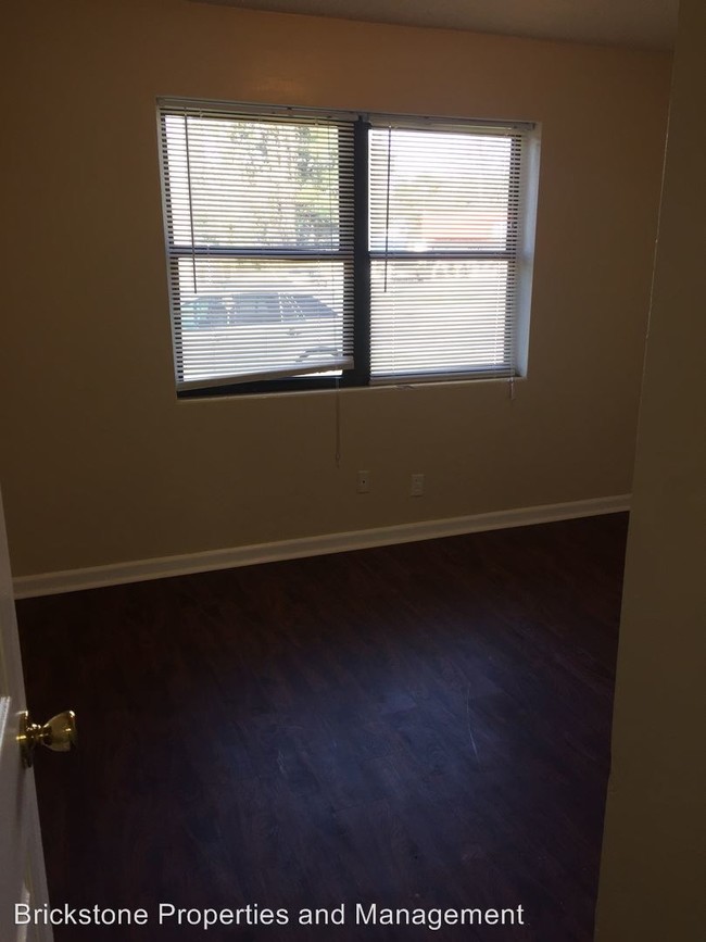 Building Photo - 2760 W 45th St