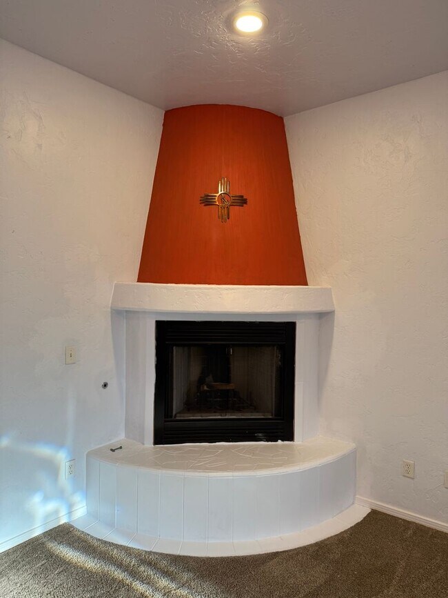 Foto del edificio - 4238 Trillium Dr