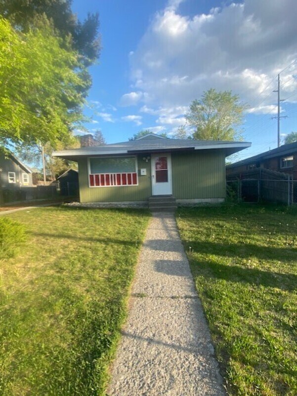 Primary Photo - 1408 E Olympic Ave