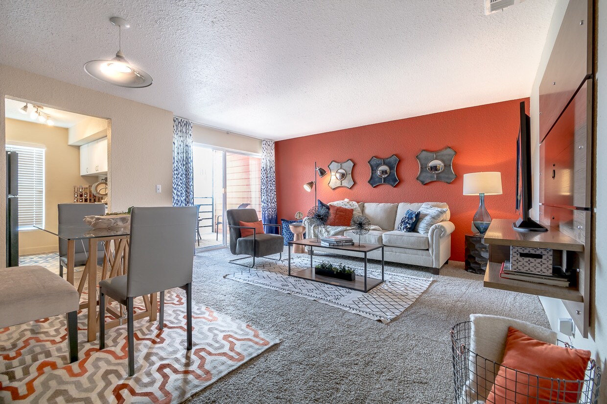 The Landing Apartment Homes Euless Tx Apartments Com