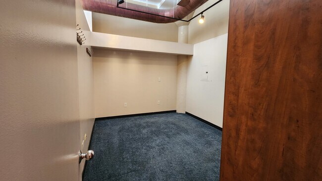 Foto del edificio - 333 W Hubbard St