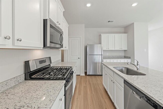 Foto del edificio - 10811 Hickory Ln