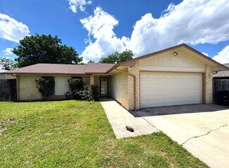 Building Photo - 2903 Janis Dr