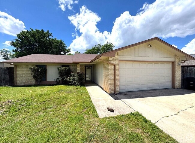 Building Photo - 2903 Janis Dr