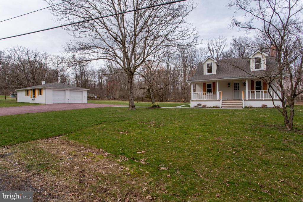 Foto principal - 80 Perry Auger Rd