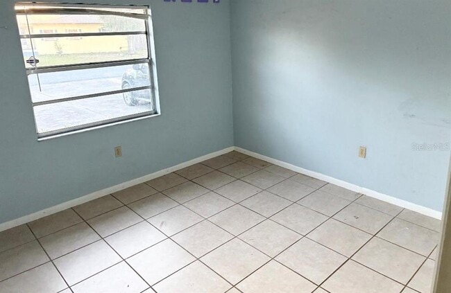 Building Photo - 6031 Crafton Dr