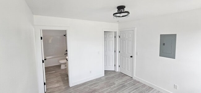 Foto del edificio - 1511 N Springfield St