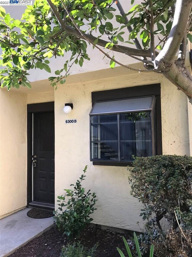 Building Photo - 6300 Joaquin Murieta Ave