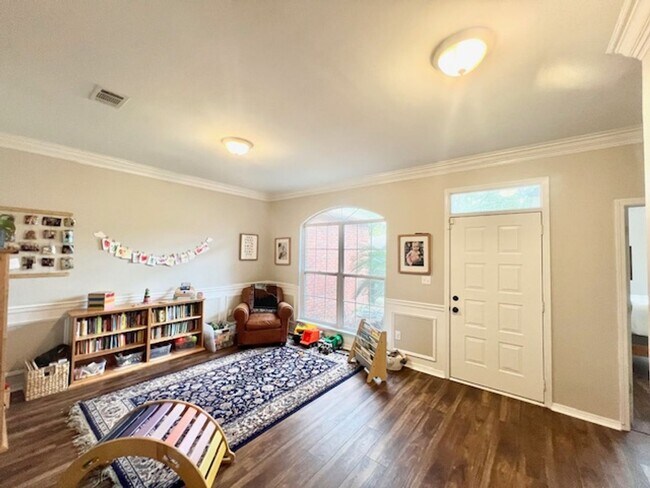 Building Photo - 4327 Hidden Lakes Dr E Niceville, FL 32578