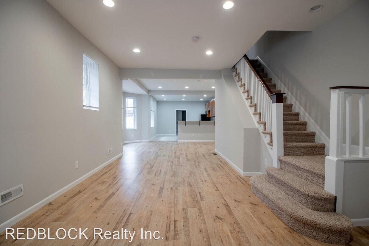 Primary Photo - 4 br, 2.5 bath House - 1507 W Nedro Avenue