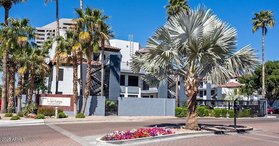 Foto principal - 1100 E Osborn Rd