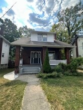 Building Photo - 6165 Grand Vista Ave