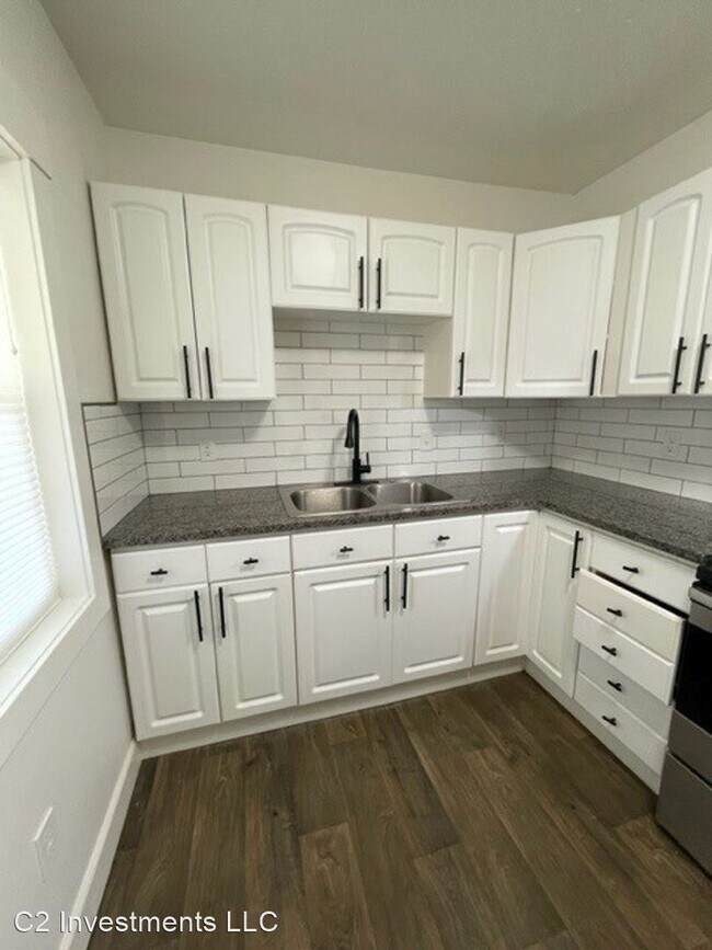 Building Photo - 1 br, 1 bath House - 3811 E 28th Ave.