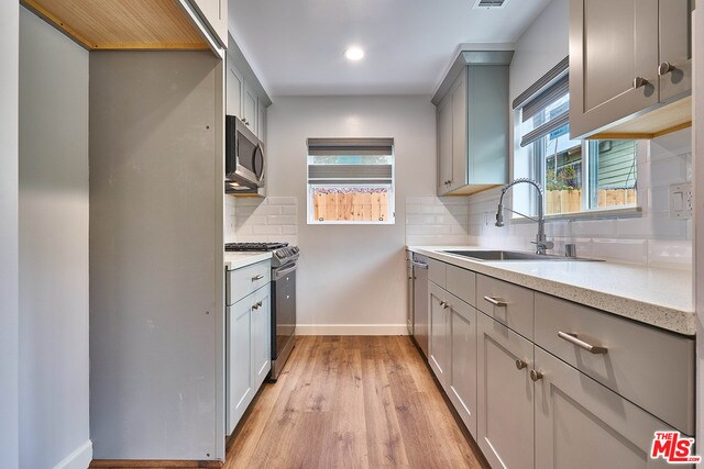 Building Photo - 159 S Kingsley Dr