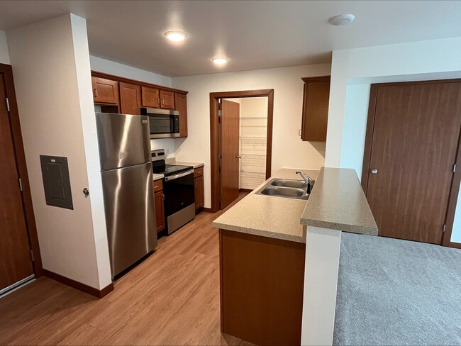 Building Photo - Highfield Apartments