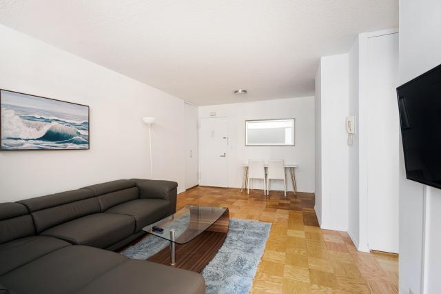 Foto principal - 2 bedroom in NEW YORK NY 10019