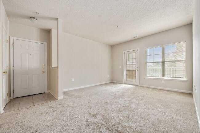 Building Photo - Gateway