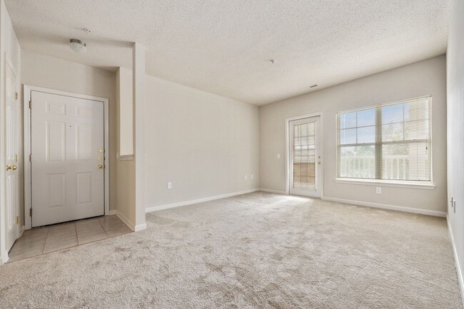 Building Photo - The Gateway