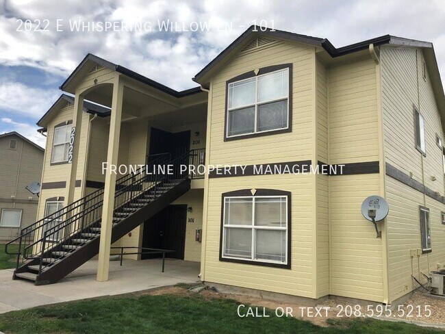 Foto del edificio - 2022 E Whispering Willow Ln