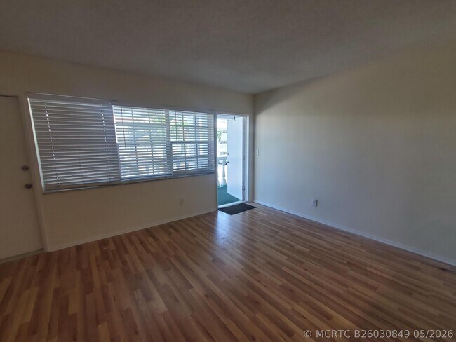 Foto del edificio - 5203 NE 24th Terrace