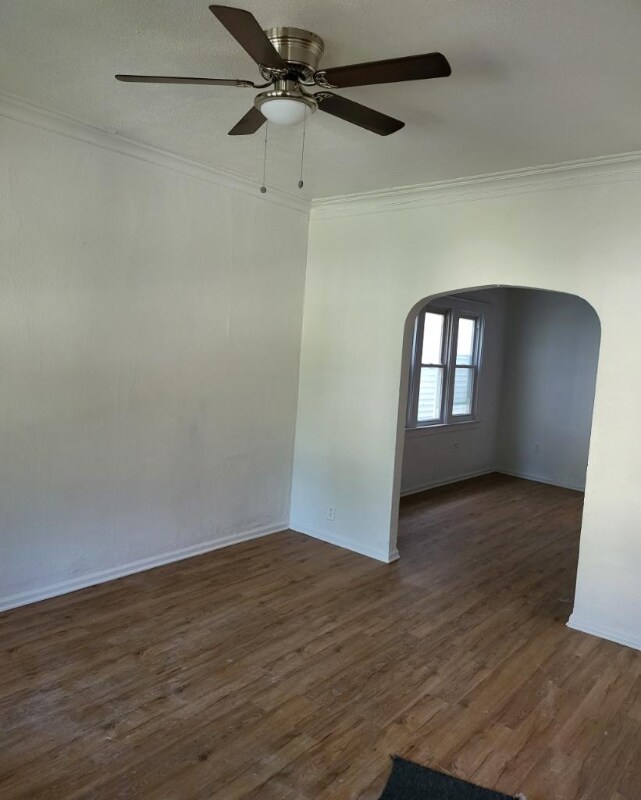 Foto del edificio - 8752 S Saginaw Ave