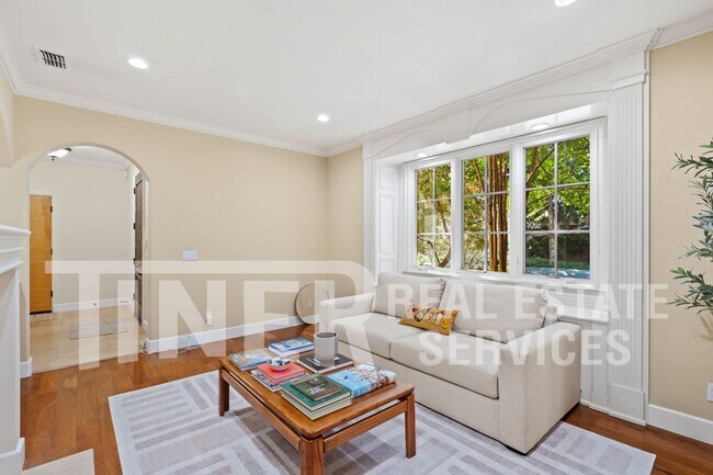 Building Photo - 4811 M St