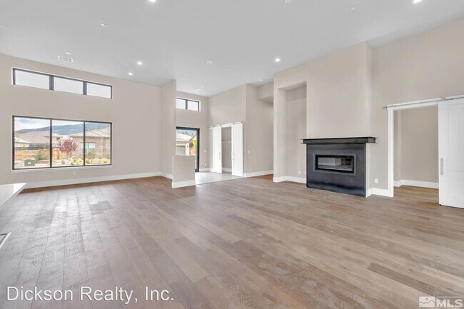 Building Photo - 4 br, 5.5 bath House - 9025 Boomtown Garso...