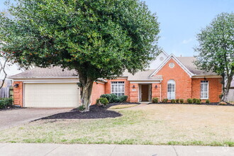 Building Photo - 3742 Dalron Dr