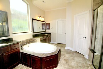 Building Photo - 24115 Via Privato Dr