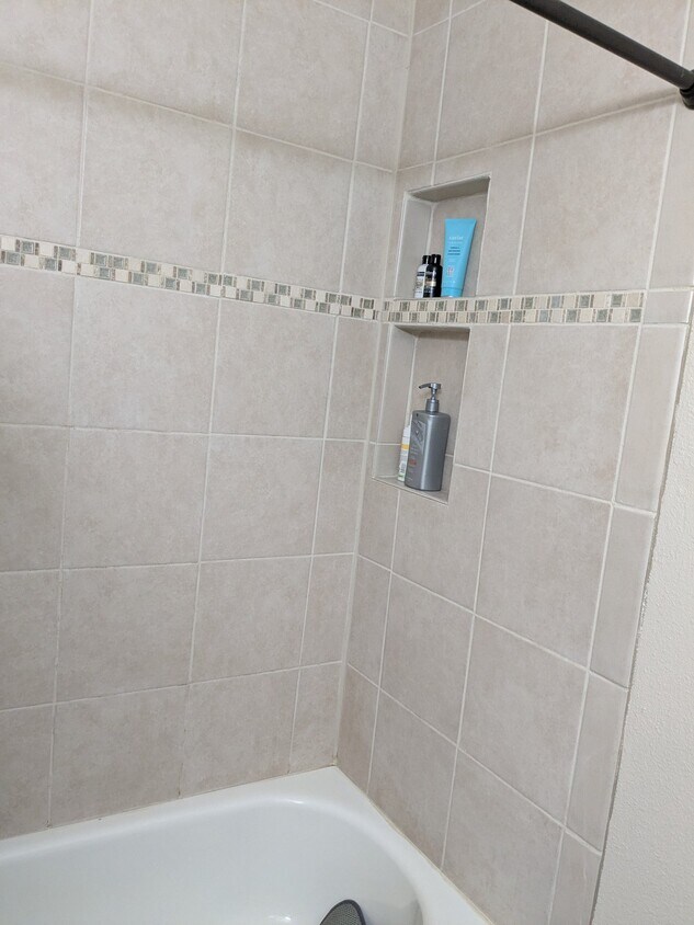 Foto del edificio - 2230 Baywater Ln