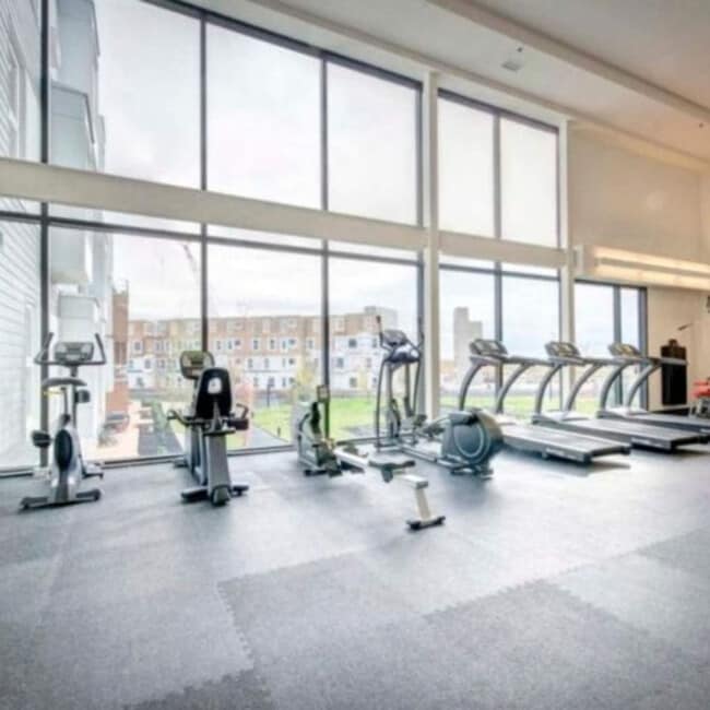 Photo du bâtiment - 825 Sterling Lyon Pkwy
