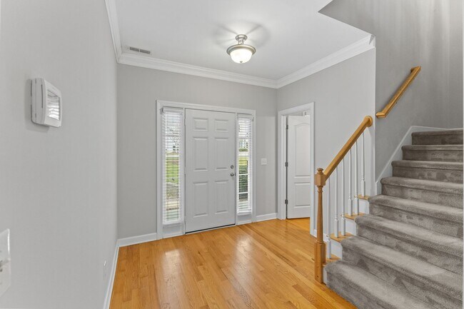 Building Photo - **3bd/2.5ba Townhome in Magnolia Woods**