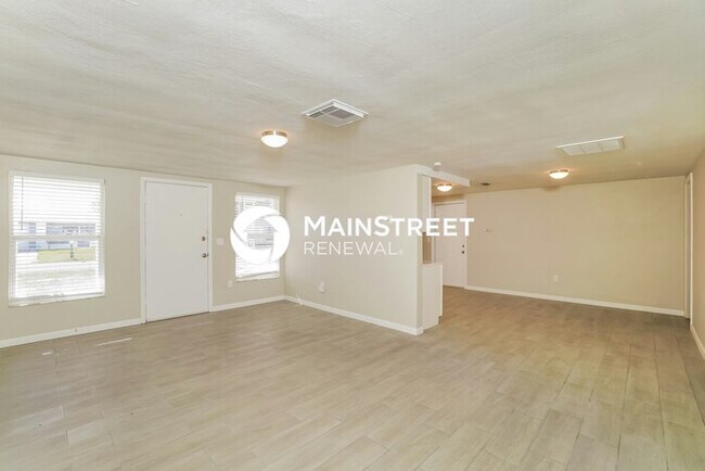 Foto del edificio - 3 Bedroom Pet-Friendly Home in Port Richey, FL with Main Street Renewal
