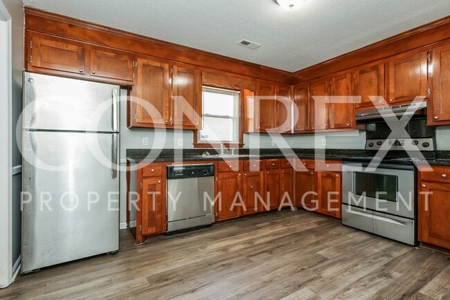 Building Photo - Great Home in Goose Creek!