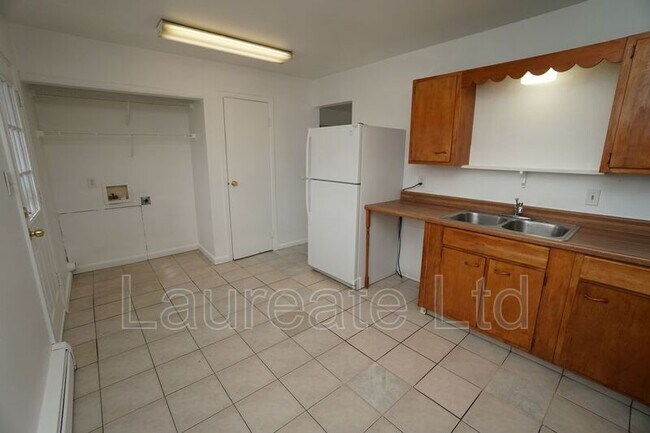 Foto del edificio - 663 Fraser St
