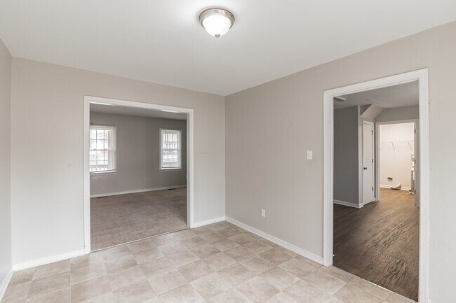 Foto del edificio - 5537 Autumnleaf Dr