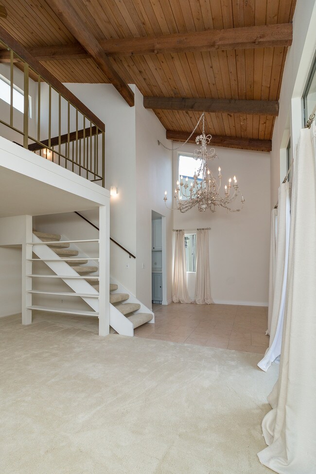 Foto del edificio - 4820 Hollow Corner Rd