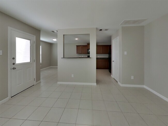 Foto del edificio - 713 Totem Trail Dr