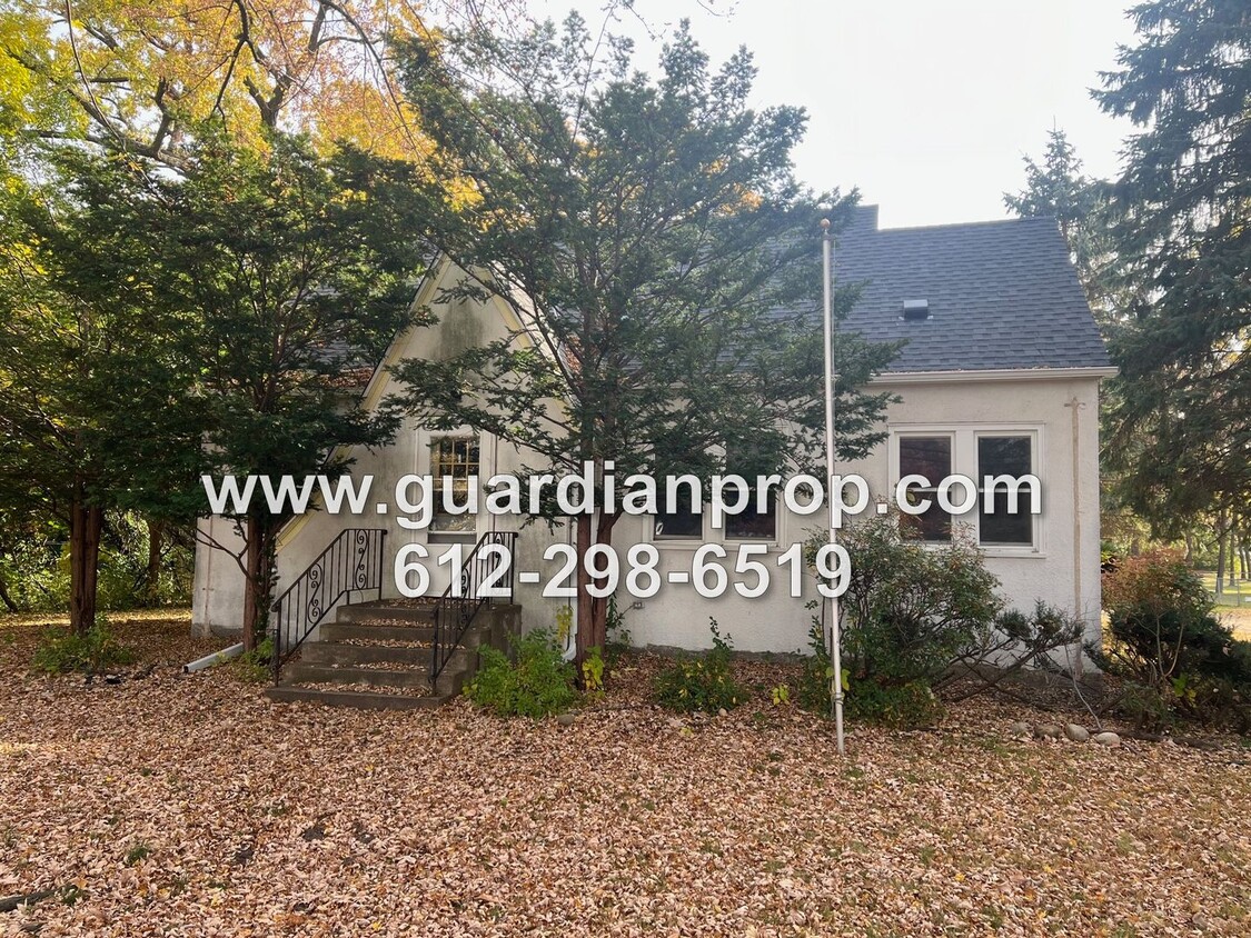 Foto principal - House in Oakdale 1 Acre Lot Available Now,...