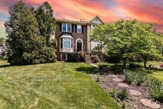 Building Photo - 21820 Leatherleaf Ct