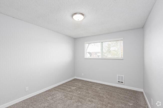 2BD, 1.5BA - 975SF - Station Place Townhomes