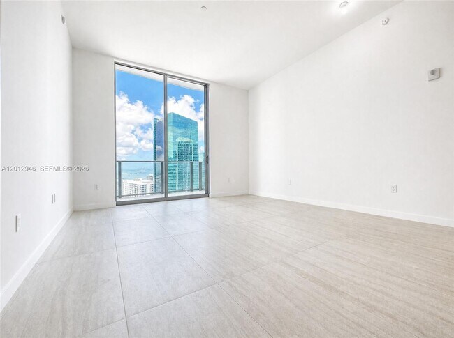 Foto del edificio - 77 SE 5th St