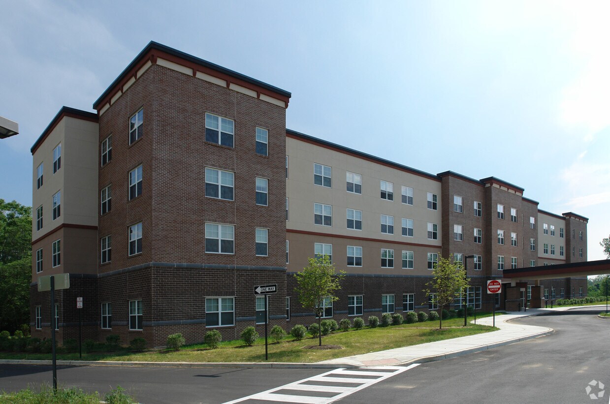 Glasstown Residences at River Park Apartments Millville, NJ