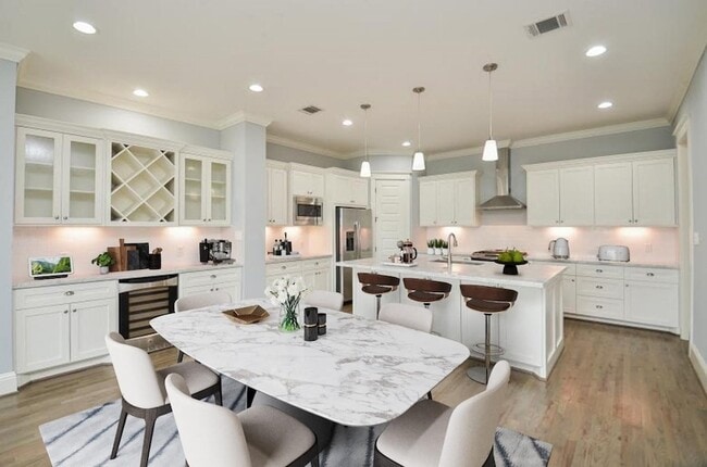 Photo - 2511 Judiway St Apartment