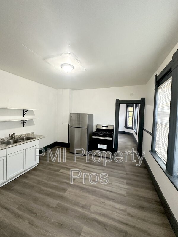 Foto del edificio - 2111A N 34th St