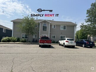 Building Photo - 4549 Steinbeck St