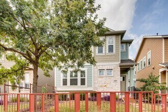 Building Photo - 1813 Carlson Dr